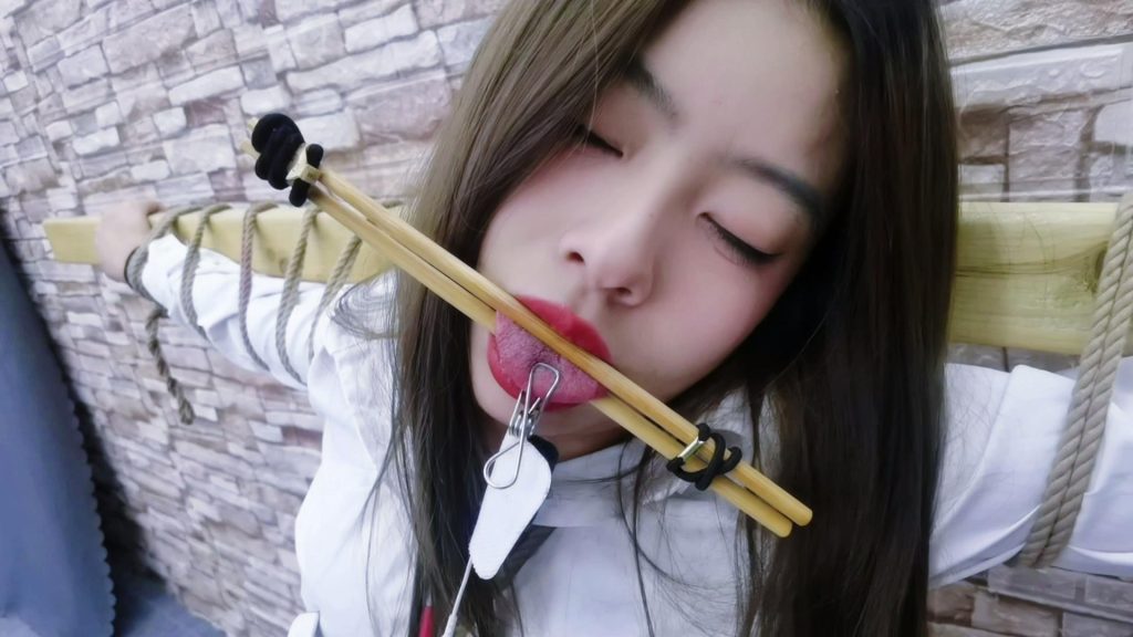 20251027192617656-cea6055418f4a0ba601d01613528f3e2