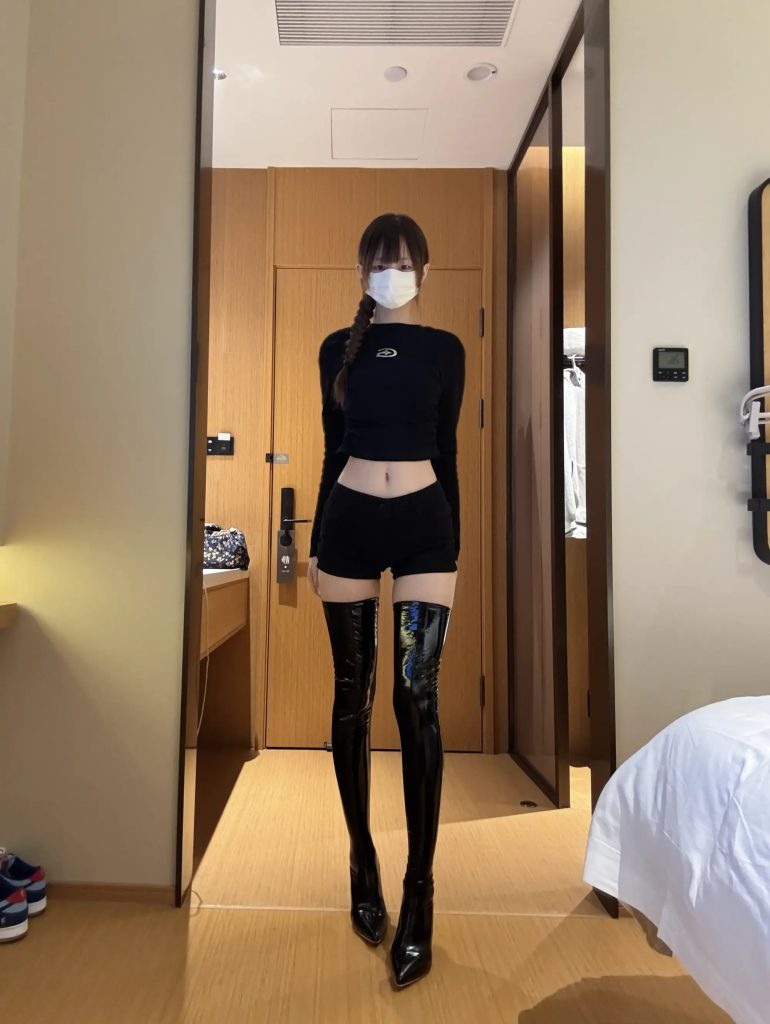 20251027195039656-8f329bf48bbb7d27ee68f5c8f609751f