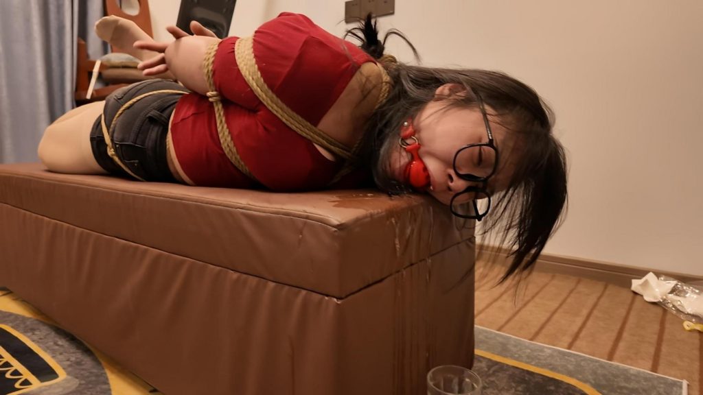 20251027195326796-06fc5e09d6a7b46192b363afbef8d9f0