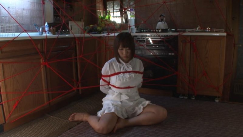 【日韩绳艺】被麻绳紧缚享痛调教苦折磨所带来快感的深渊地狱的奴隶女人-逍遥自在