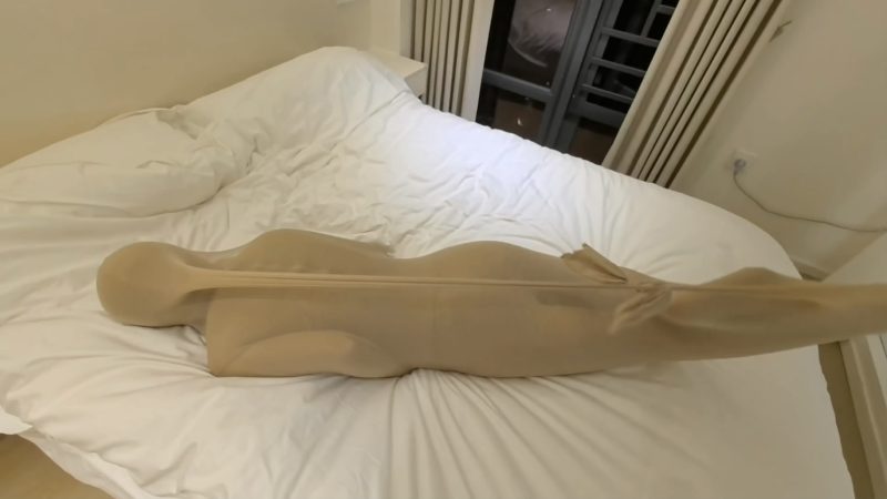 [FXX-SM] 【麻衣学姐历险记】欧式直臂 SP 抽B虐Y 大号口球释放口水 后入QJ 双层zentai＋双层丝袜睡袋木乃伊＋棉被魔鬼级捂闷挑战-逍遥自在