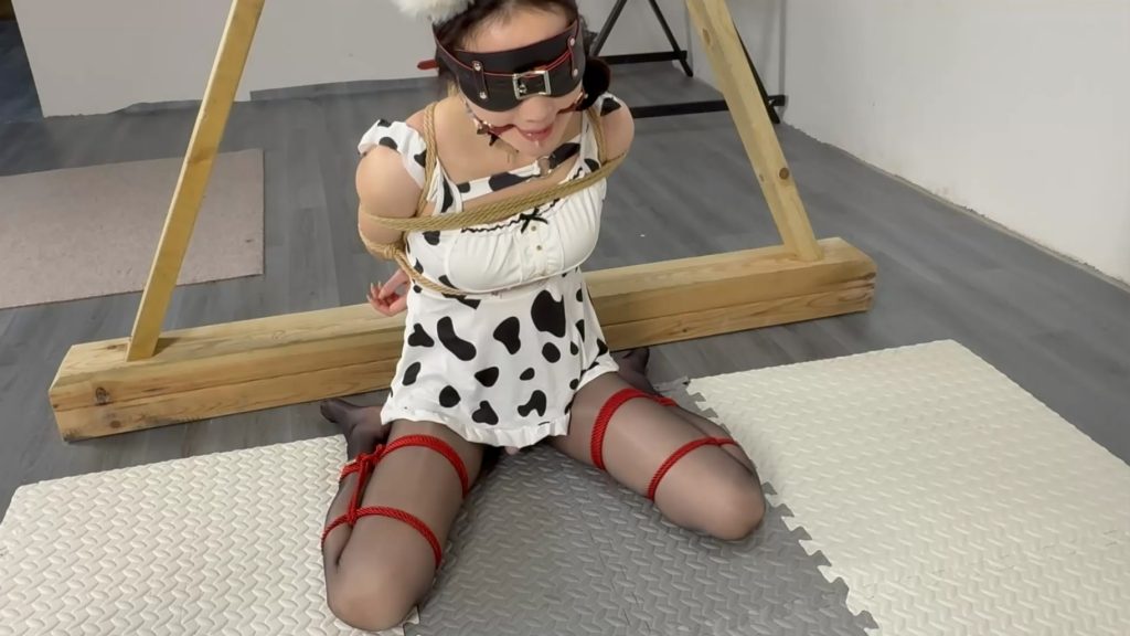 20251102072914903-085710iu36652hnd45ukhn