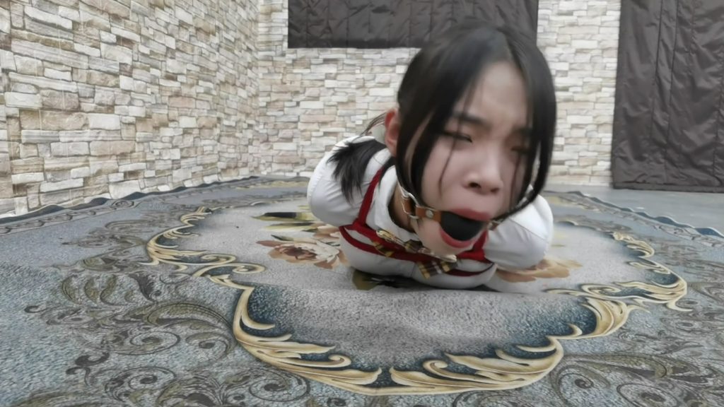 20251107095207760-011123zzy57i70x545yuvy