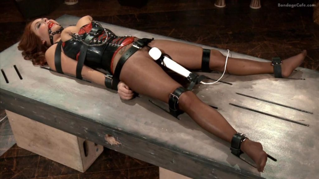 20251109090643675-wmbcv-0597 - Ashley Graham - Slab Nation.mp4_20251109_090624345