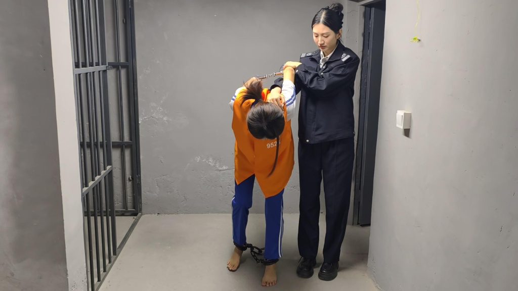 20251112071735374-20251111_170242_14580