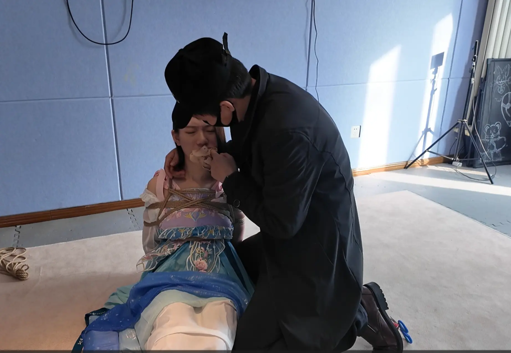 20251115071814186-20251114_162508_16179