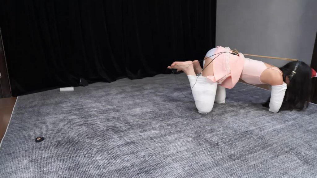 20251116082833111-174300h242af98xfwb84fx