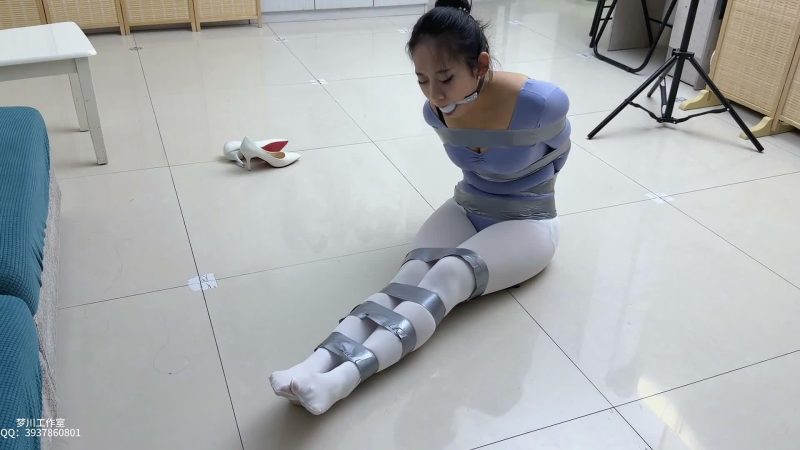 梦川 舞蹈服+大袜+胶带紧缚+4.5口球效果验证-逍遥自在