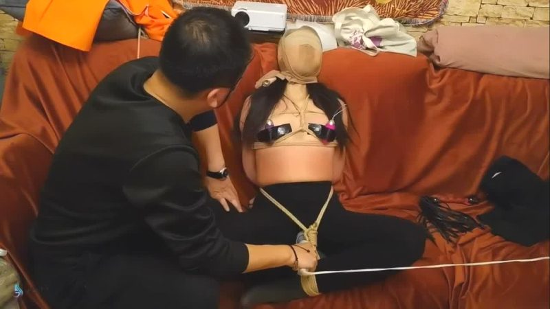 【JS】小安 日式/团缚/无胸罩/跳D/快乐棒/丝袜堵嘴/丝袜套头/重度鞭打/三点齐震/GC-逍遥自在