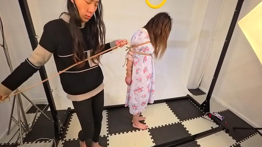 【四季屋】欧式直臂 踮脚SP调教！脚板着地会有严峻惩罚！-逍遥自在