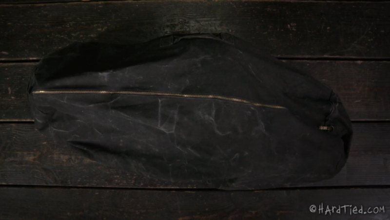 【欧美绳艺】魔鬼绝对刑狱完全支配-逍遥自在