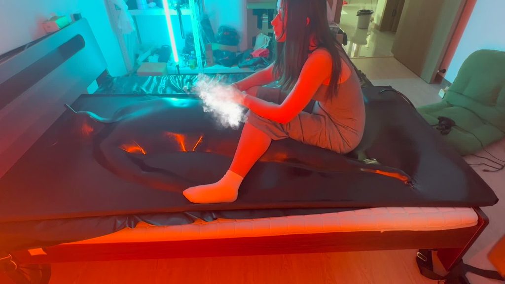 20251123100301506-XFpicture14009