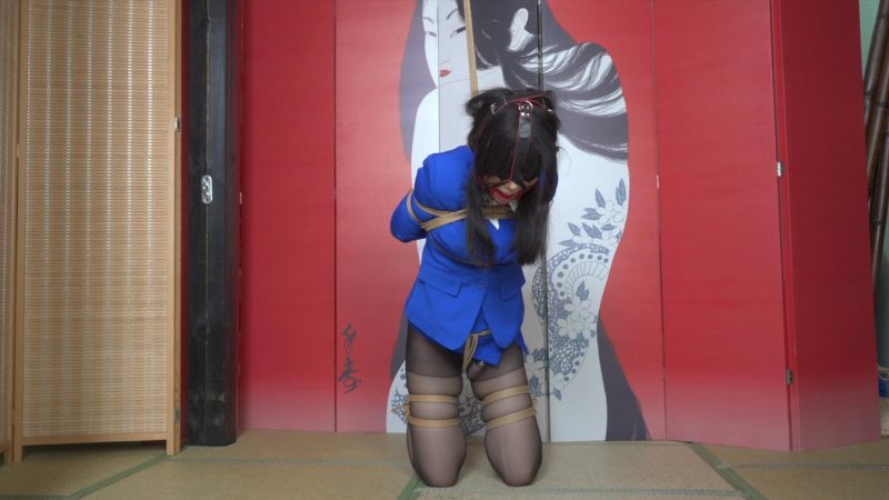 象人定拍-小0-空姐制服，小玩具放置-逍遥自在