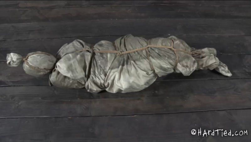 【欧美绳艺】女M的超紧缚残酷拷问折磨地狱-逍遥自在