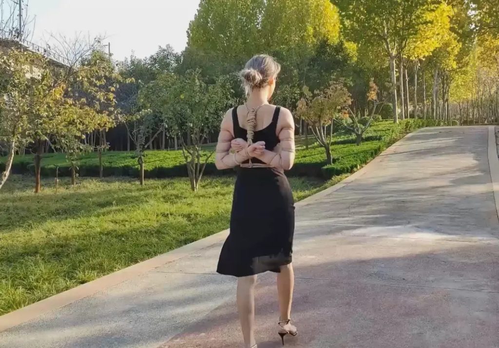 20251129115457563-d61b344930e6ba4de1f606cedda60465