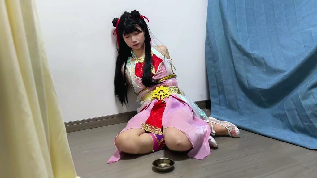 比尔 双女玉足被老六玩弄 鹤幻老六（二）-逍遥自在