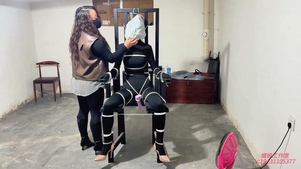 媚娘工作室 全包紧身衣1天1夜痛苦特训-逍遥自在