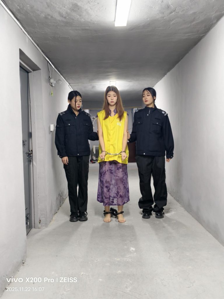 20251202090451813-20251201_171540_19436