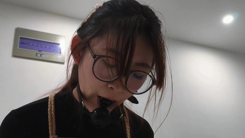 禾一原创 小澜 下集 深喉口球 充气的深喉塞-逍遥自在