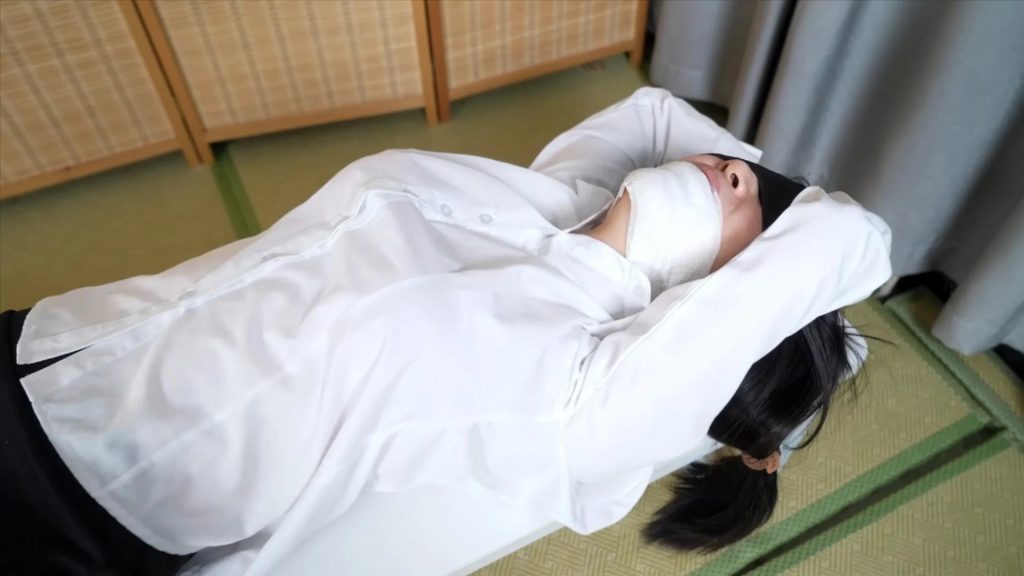 象人定拍 嗷嗷 高跟黑丝ol 驷马 一字长椅缚-逍遥自在