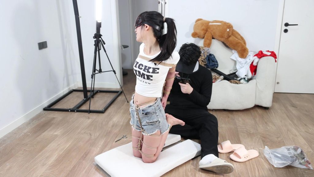 20251209072749272-24ca5044a121977b33e5306b6e0a5c60