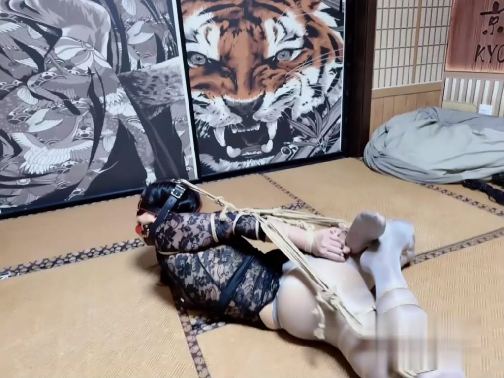 20251210080714133-014253pwf6d8xkd2p16npd