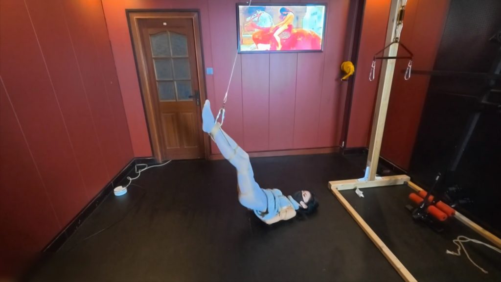 20251210081059545-011953xytpbtpbt22y8yvy