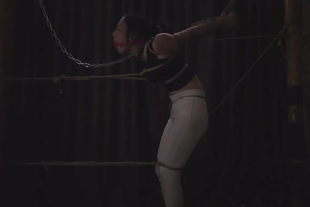 一绳所爱 《解锁紫涵新造型》-逍遥自在