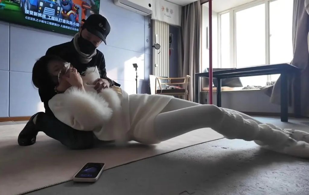 20251221151353718-678bb6ceaf2c0c93675048c21da558aa