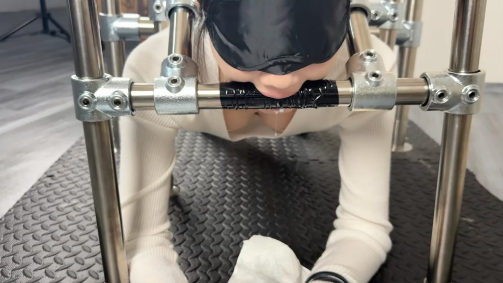 【YM出品】《金属地狱之K9姿势固定+采访102》-逍遥自在