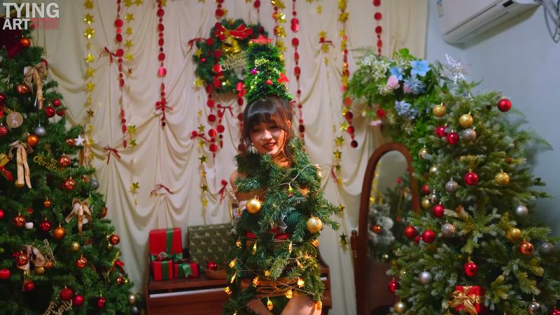 TyingArt-定拍，圣诞树模特Mmi，全身紧缚，加上道具修饰，成为一颗闪闪发光的圣诞树-逍遥自在