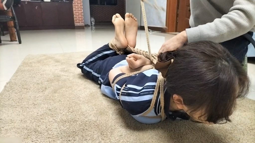 20251227072843138-032328dnvuuunj1g12cn4e