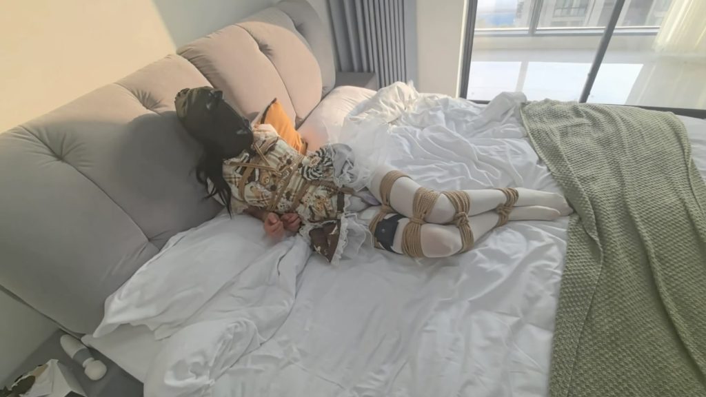 [FXX-SM] 【她们的故事】从清晨的一缕阳光到傍晚的一抹夕阳 是赏是罚 来回TJ 双双强高 太阳都晒屁股了还不起床 赖床的当然要得到惩罚-逍遥自在