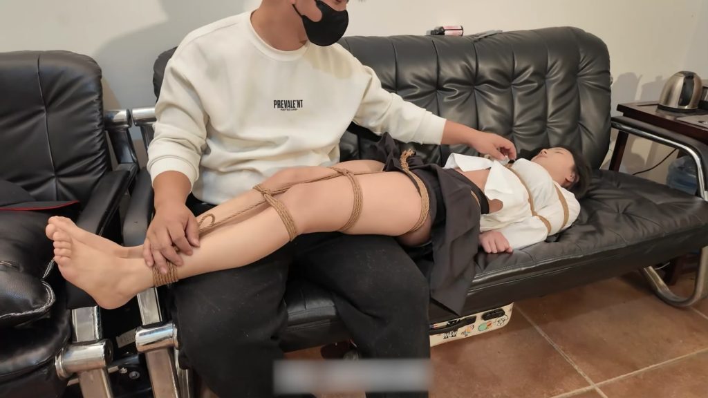 【山鬼工作室】动动办公室挠痒调情-逍遥自在