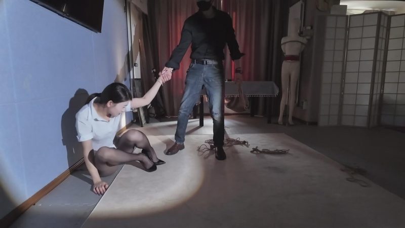 一绳所爱《缅北遭遇》魏灿灿-逍遥自在