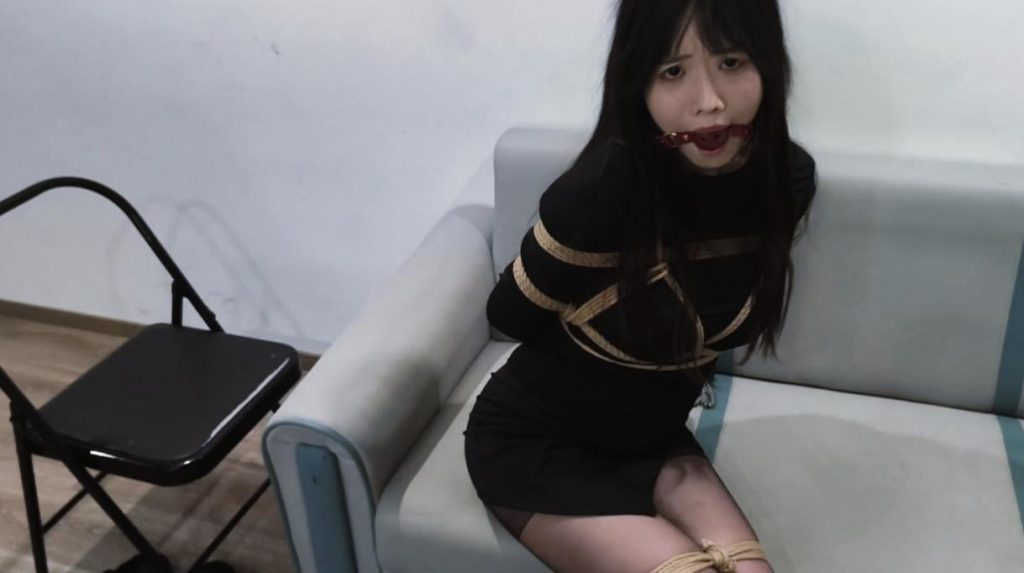 【禾一原创】（客户定制）新模演绎 《奇遇》楚楚可怜的眼神让人忍不住怜爱~长的很好看 172大长腿 声音好听 可御可甜 演技很好-逍遥自在