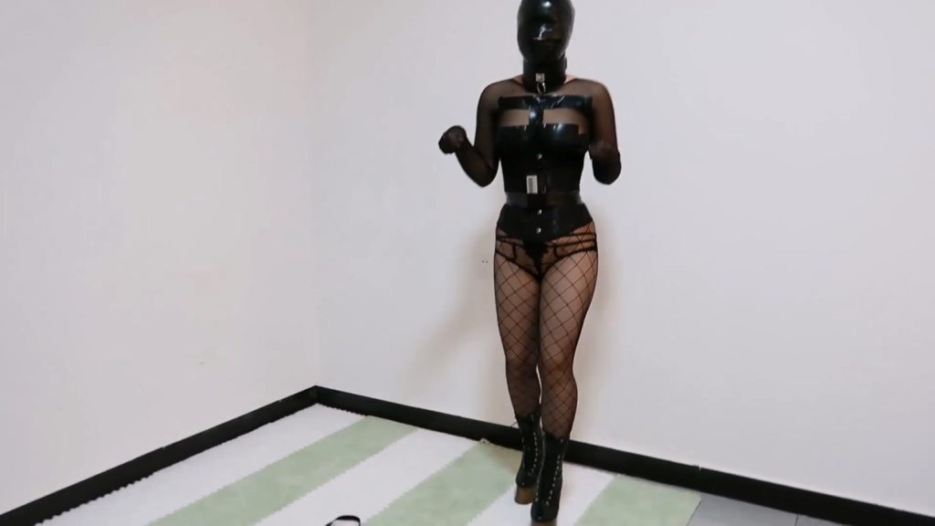 【私人奴隶】调教 电击 强高 失禁 放置自缚 马蹄靴大合集 19V 百度盘-逍遥自在