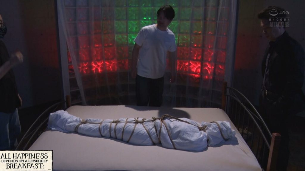 【日韩绳艺】初次残酷紧缚询问人间工作屋-逍遥自在