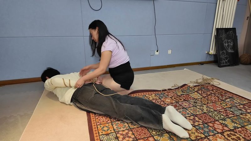 空虚大公子 我的继母-逍遥自在