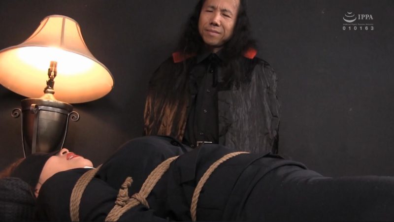 【日韩绳艺】女体拷问研究所黑暗紧缚麻绳狂辱惊噩之中终极残虐咆哮哀鸣连责-逍遥自在