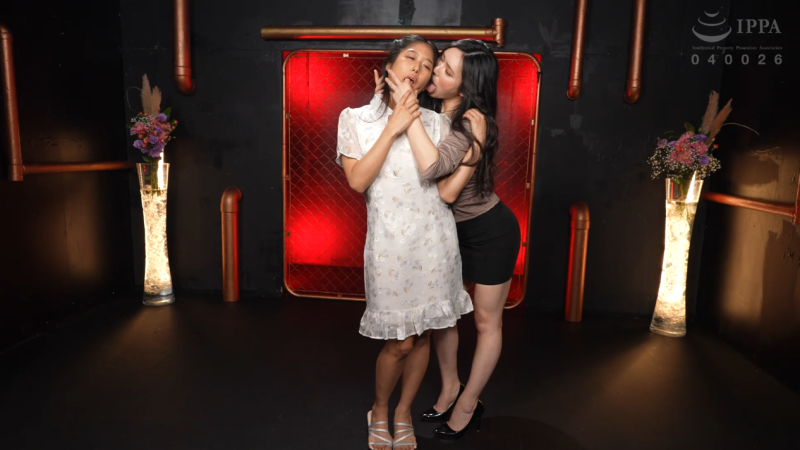 【日韩绳艺】《女同系列》女女绳缚M字宙吊束缚拘束绝对崩坏羞耻调教痛苦哀鸣的瞬间-逍遥自在