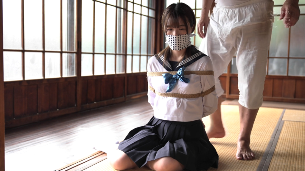 【日韩绳艺】完全接受KB紧缚麻绳红烛折磨制服美少女之爱绳奴隶-逍遥自在