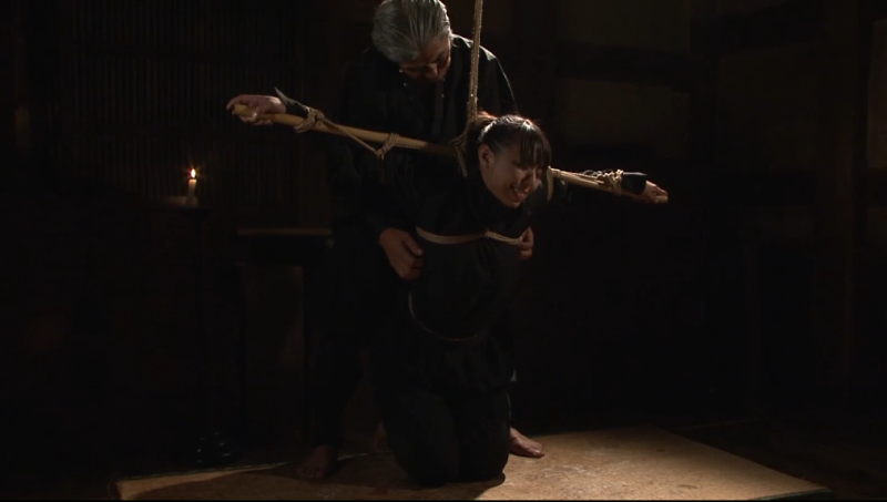 【日韩绳艺】快乐麻绳紧缚吞噬欲望游戏蜡烛取悦淫魔肉体的奴隶人妻-逍遥自在