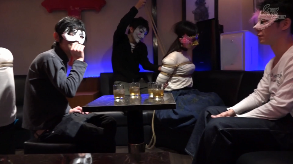 【日韩绳艺】紧缚调教志愿SM公开场所绳虐羞耻调教两年后久违的重逢-逍遥自在