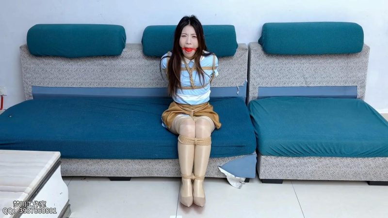 梦川《绳迹暖暖 灵儿 蓝色好利来制服》-逍遥自在