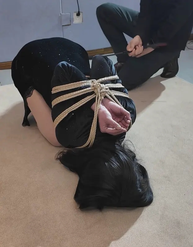 一绳所爱 《新人张焕焕》-逍遥自在