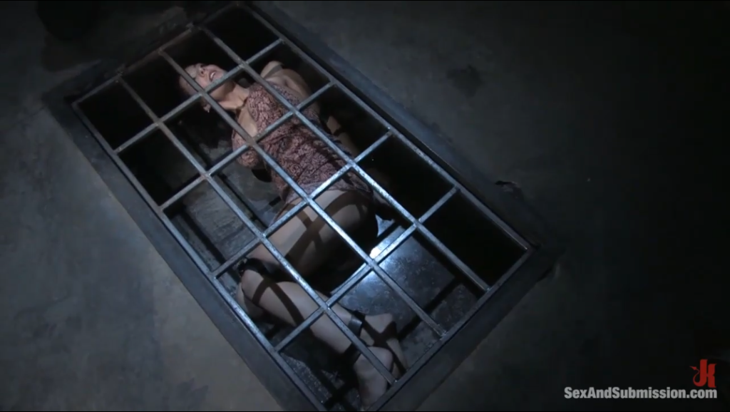 【欧美绳艺】无尽的地下黑暗残酷的折磨凌辱-逍遥自在