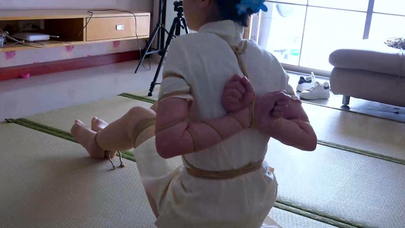 【子衿原创】30222 新模试镜170长腿女大学生五花驷马放置 无奈嘴巴太小，带不了口球-逍遥自在