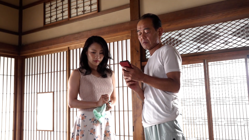 【日韩绳艺】紧缚教媳系列之绳悦快乐窃取人妻私人秘密胁迫接受调教的觉醒-逍遥自在