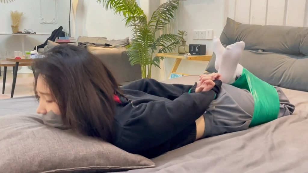 052936al7axviyvaxe77pg